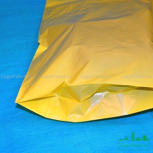 пример донной складки на желтом пакете