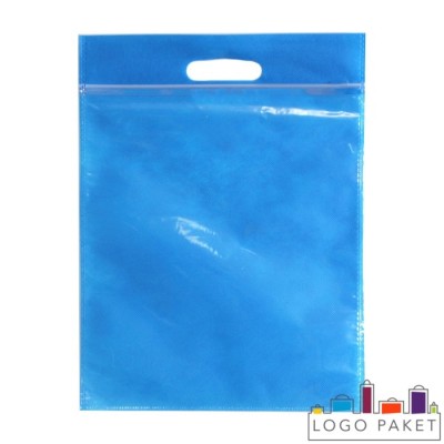 Пакет с замком зип-лок и вырубной ручкой для упаковки одежды синий