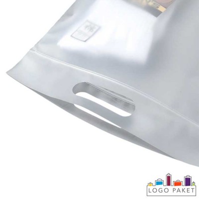 Пакет ПНД прозрачный матовый с вырубной ручкой и замком zip-lock 