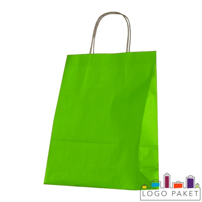 Крафтовый пакет зеленого цвета с кручеными ручками.